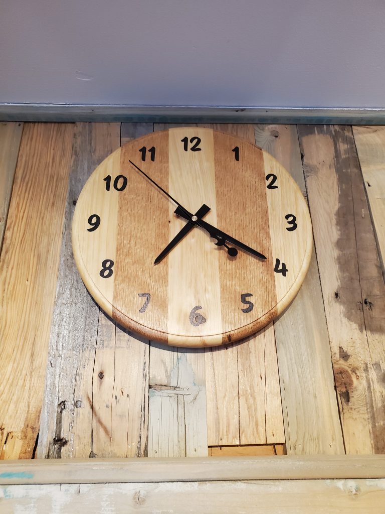 Round Clock